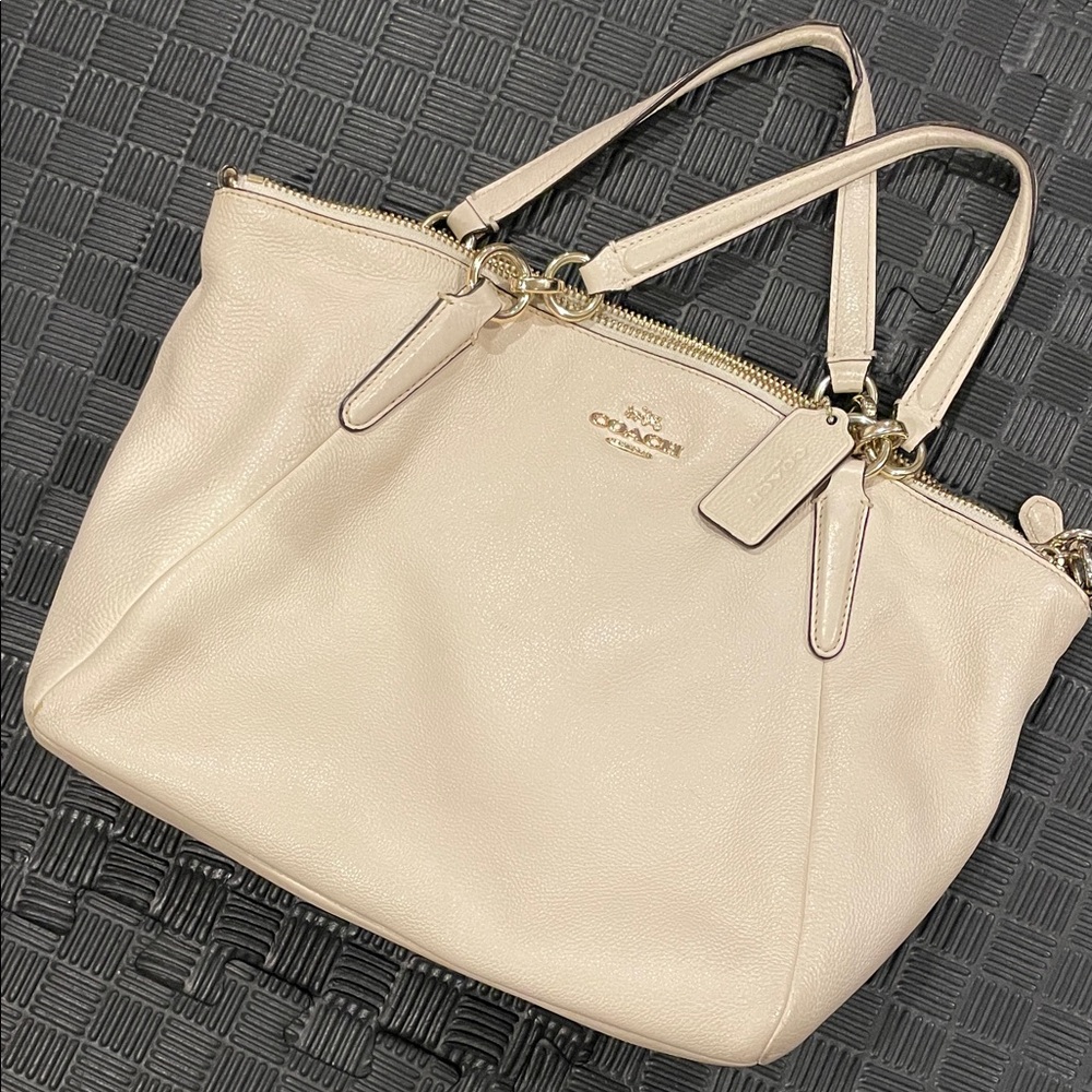 Coach Pebbled Leather Shoulder Tote in Light Beige